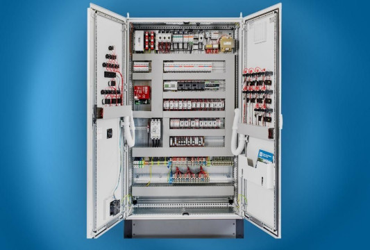 Schimb, montez, instalez tablouri electrice